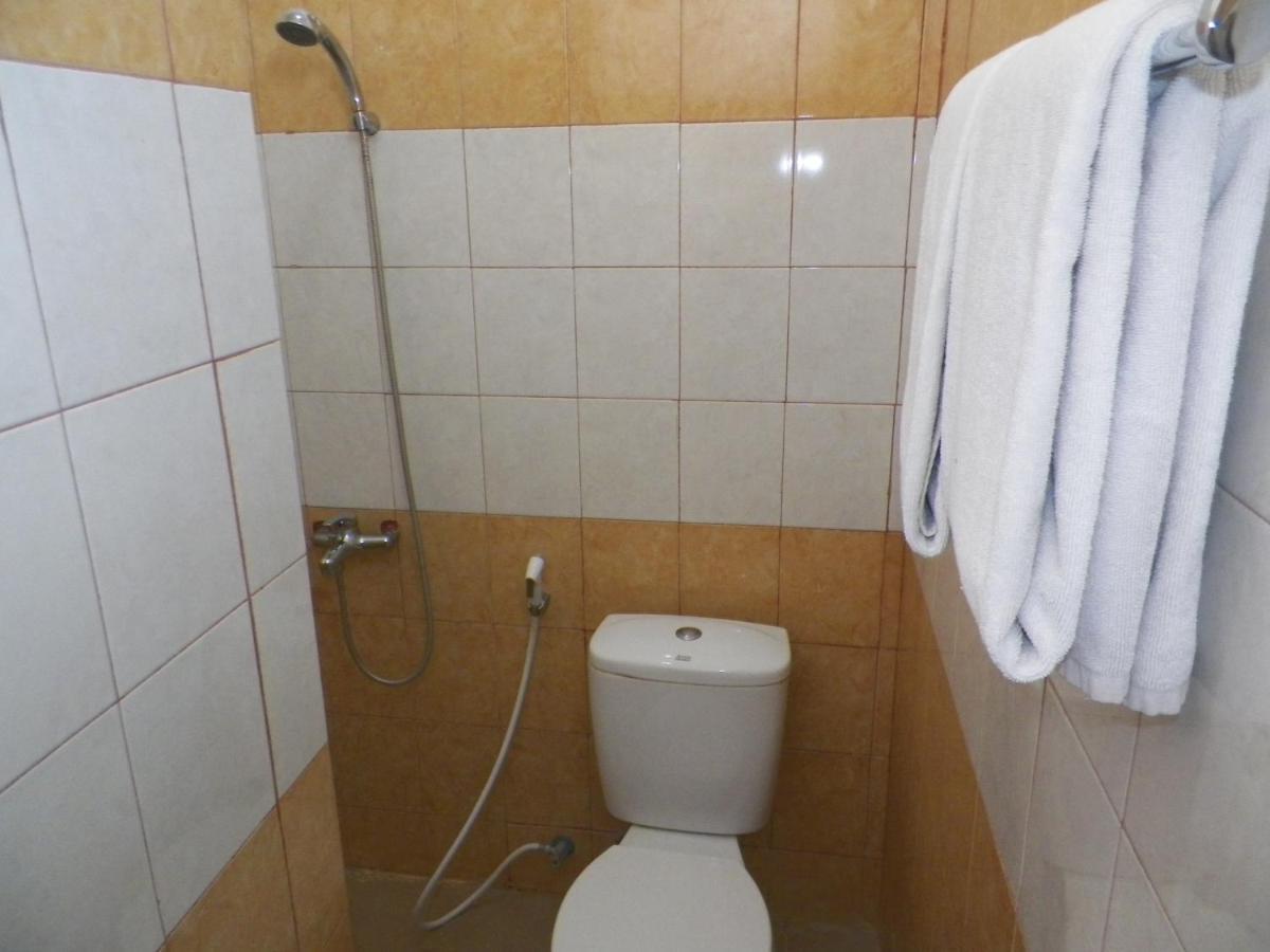 Al-Badar Hotel Syariah Макасар Номер фото