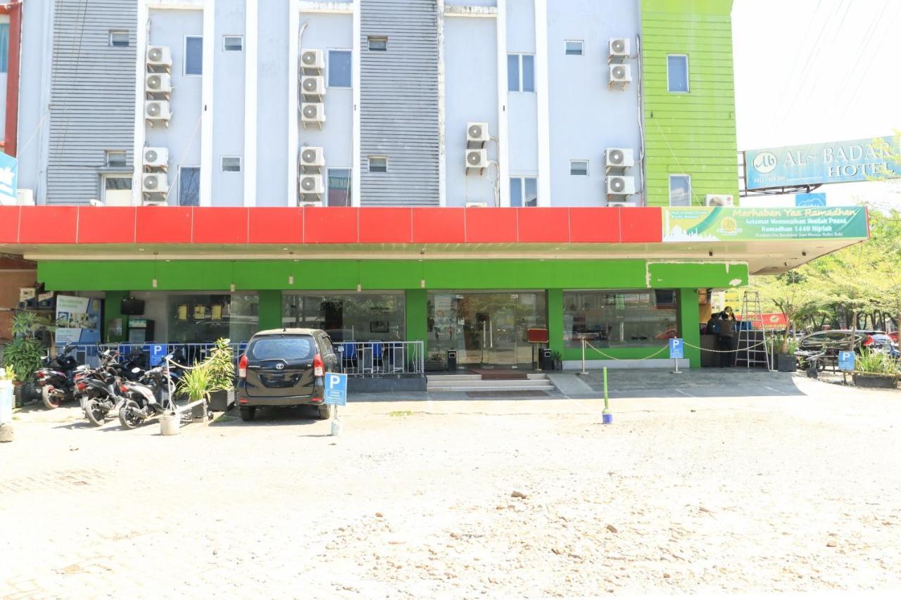 Al-Badar Hotel Syariah Макасар Екстер'єр фото