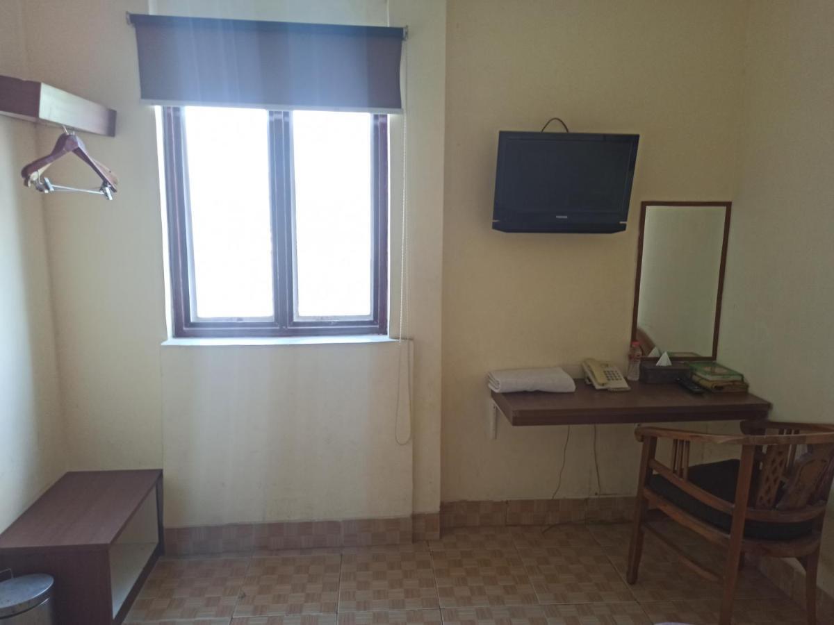 Al-Badar Hotel Syariah Макасар Екстер'єр фото