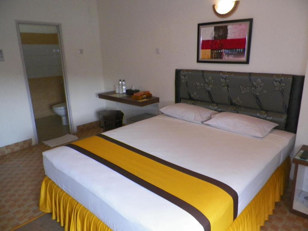Al-Badar Hotel Syariah Макасар Екстер'єр фото